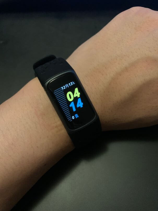 Fitbit charge 5　外観
